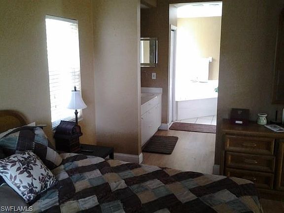 2nd image of 233 Sabal Lake Dr