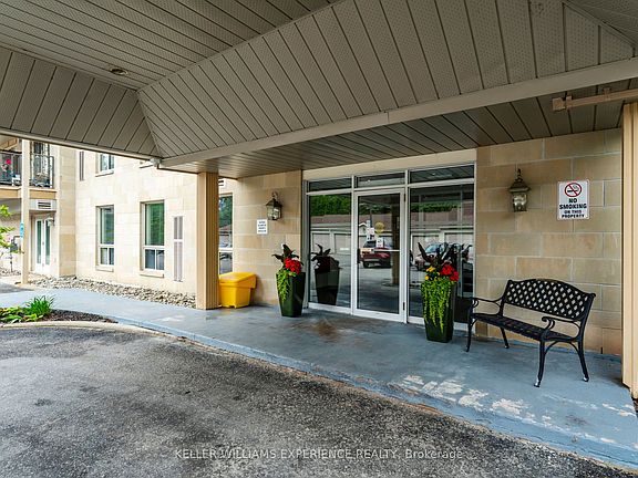 3rd image of 486 Laclie St #111
