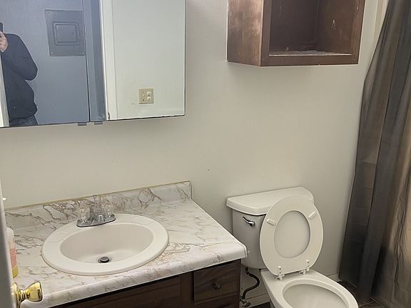 5th image of 508 Wright St #5