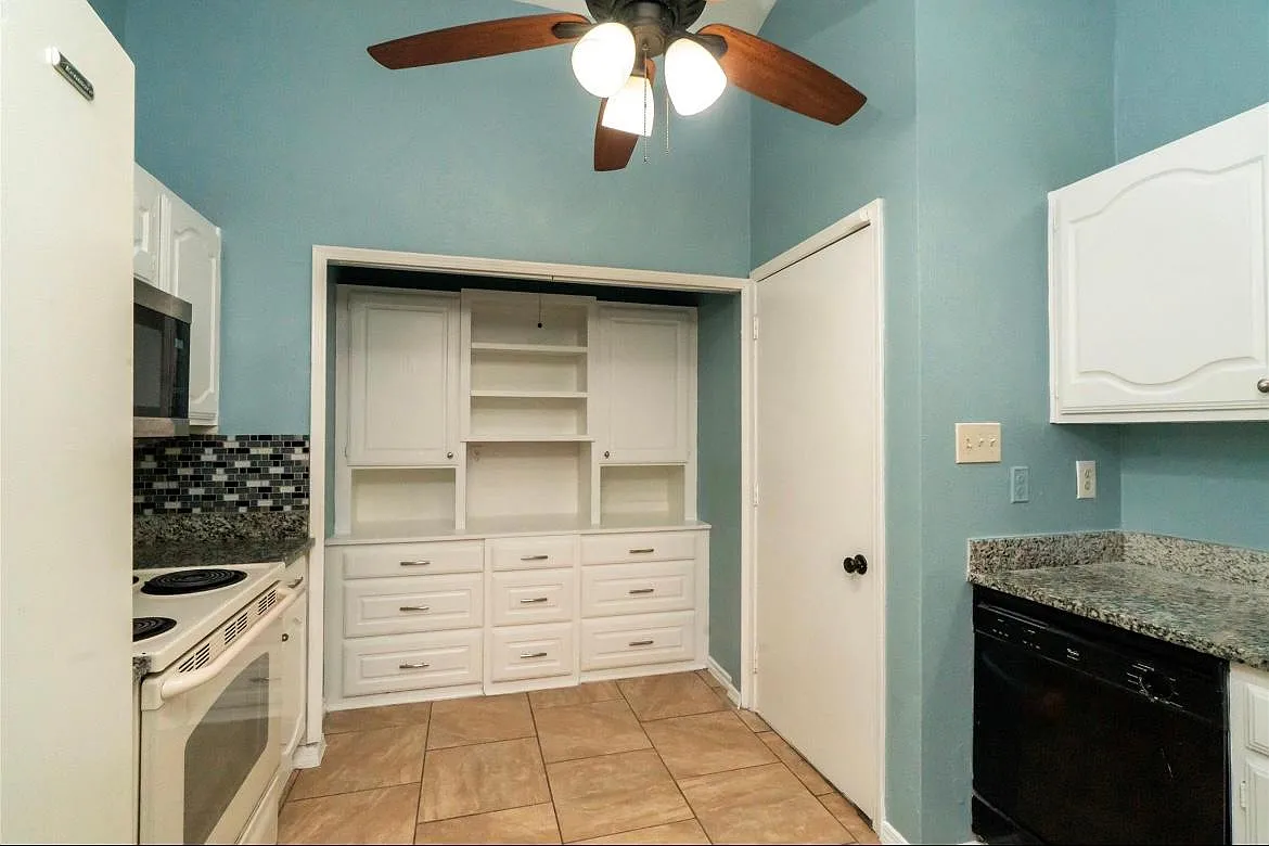 Building Photo - 3207 Forest Creek Dr