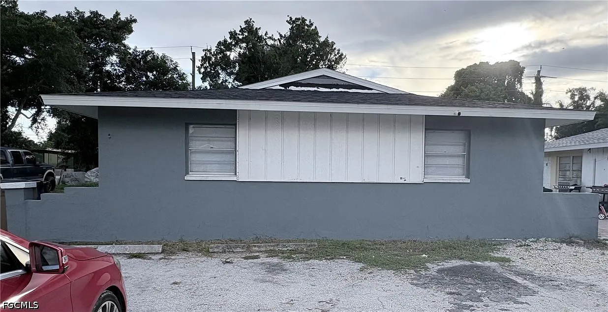 2 bed, 1.0 bath, 714 sqft, $1,100 — Photo 1