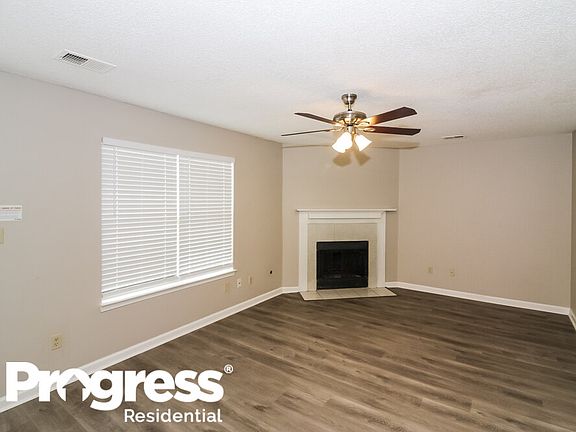 5th image of 5571 Kayla Dr
