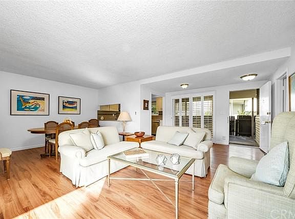 5th image of 22717 Maple Ave Unit A
