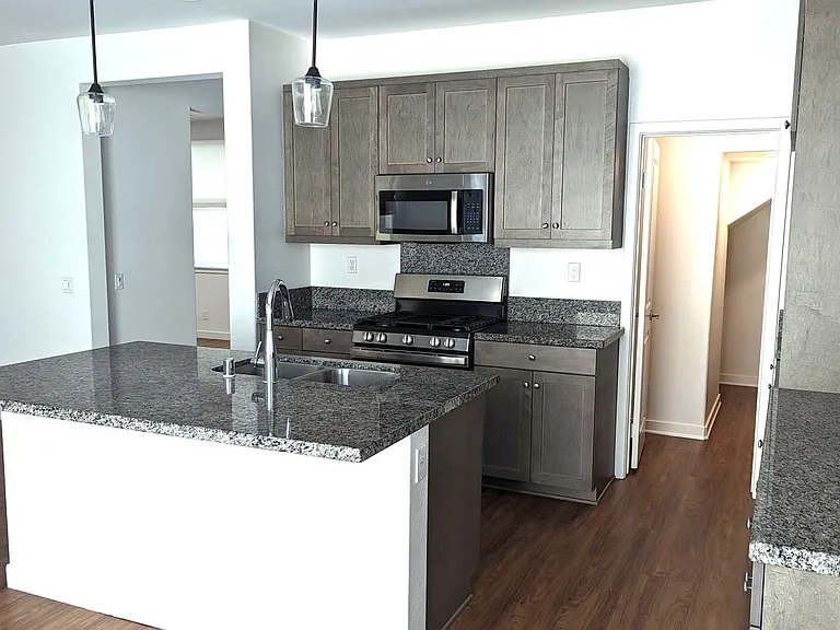 7449 Channel View St — Photo 5