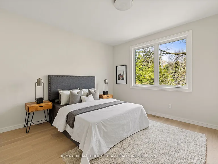 4 Drake Cres — Photo 18