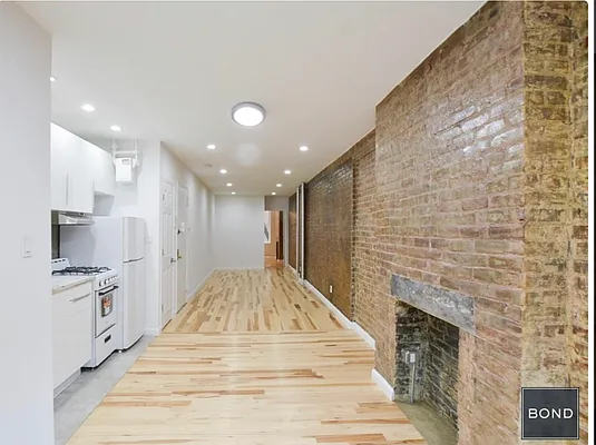 Rented by Bond New York | media 11