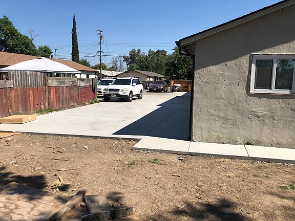 3rd image of 1534 Orlando Way