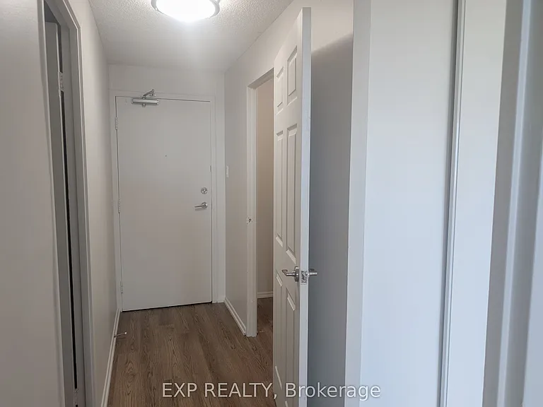 981 Gulf Pl #1016 — Photo 16