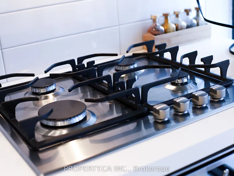 458 Richmond St W #408 — Photo 5