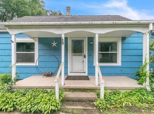 70 Fairview Ave, Russell, MA 01071