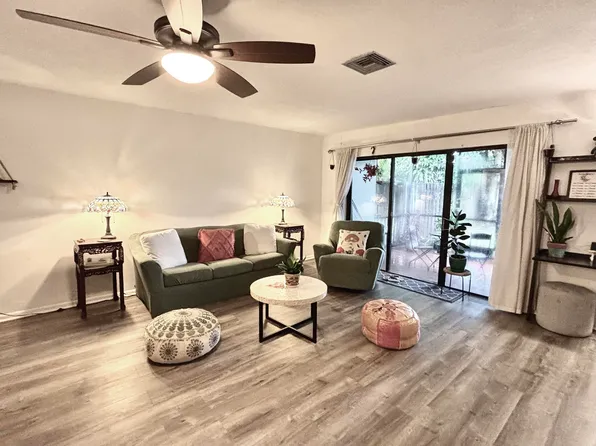 12722 Peconic Ct, Wellington, FL 33414