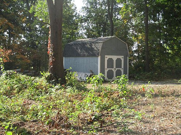 5th image of 8011 92nd St SE