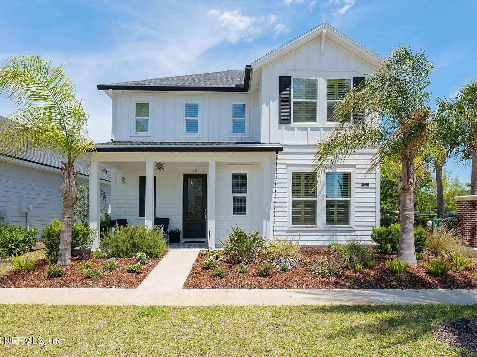 4 bed, 2.5 bath, 2456 sqft, $4,200 — Photo 1