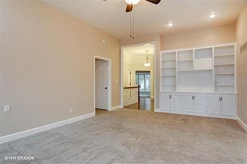 ... and built-in cabinets!