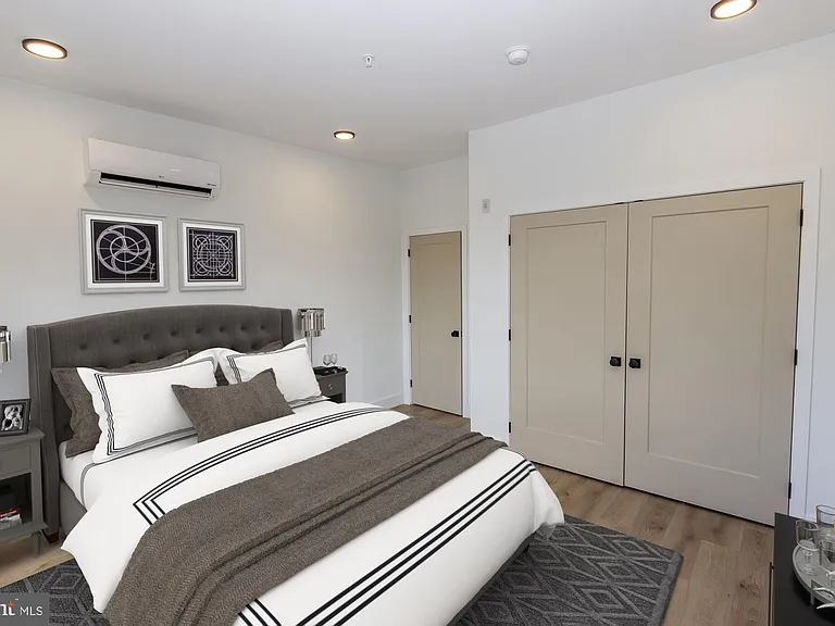 664 N Union St #3 — Photo 8