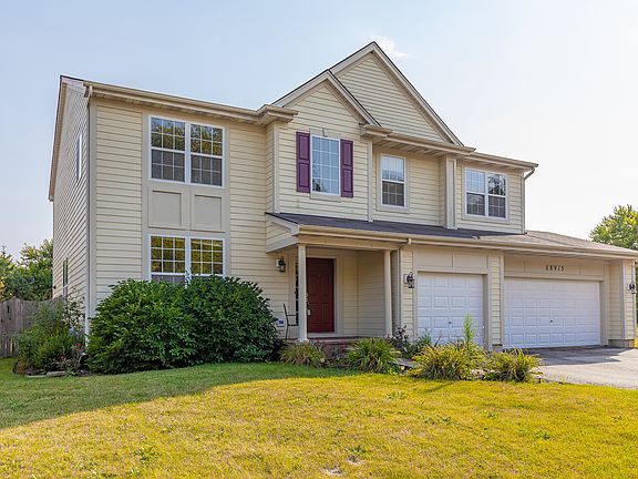2nd image of 18915 W Highfield Dr W