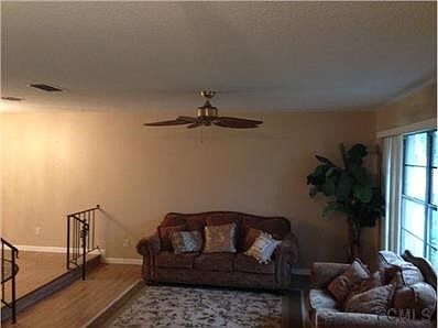 2nd image of 7 Felicia Ct