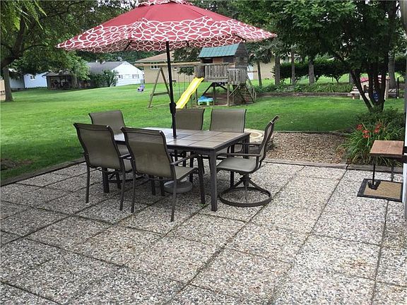 2nd image of 525 Cohassett Dr