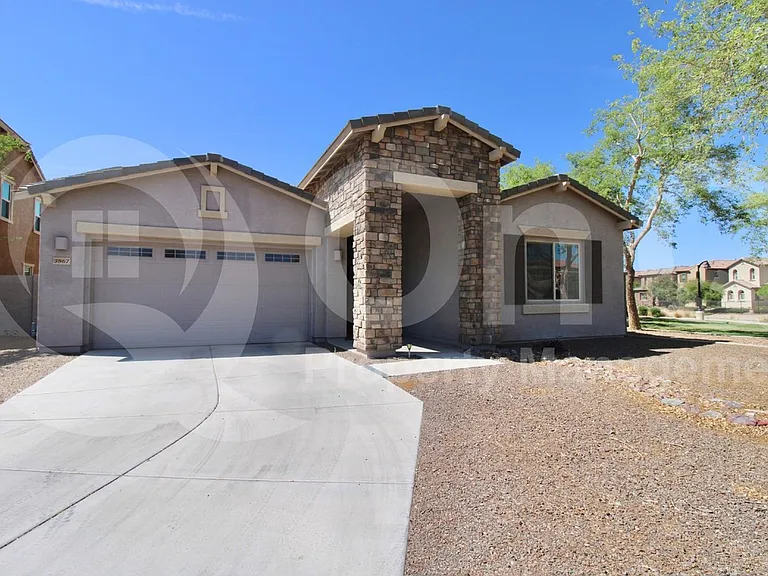 3867 E Honeysuckle Pl — Photo 2