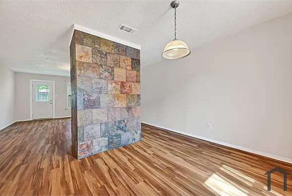 11611 Bonaparte Dr — Photo 21