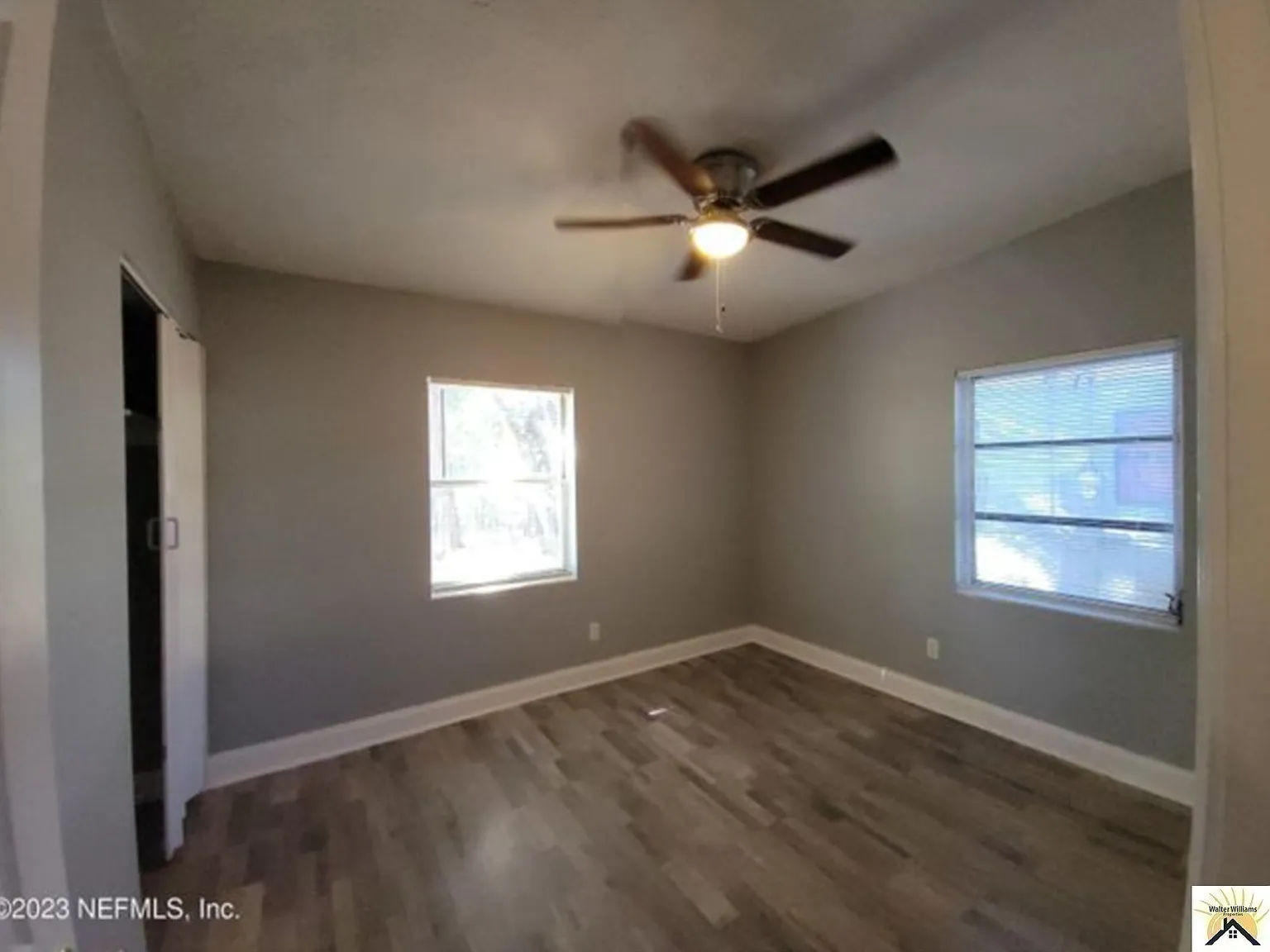 3 bed, 1.0 bath, 1030 sqft, $995 — Photo 2