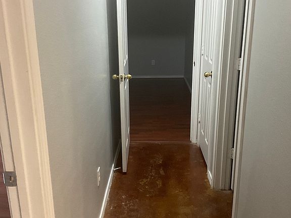 3rd image of 17002 Silverwood Dr APT 2