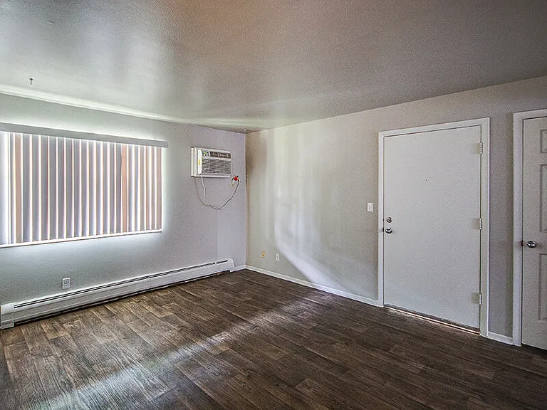 Franklin Flats — Photo 7