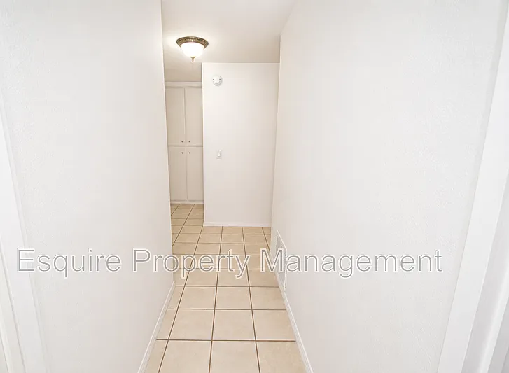 2065 Pamela St — Photo 11