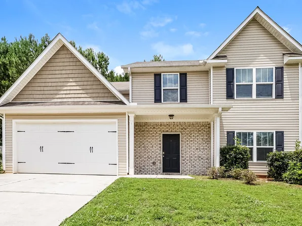 412 Fieldcrest Dr, Dallas, GA 30132