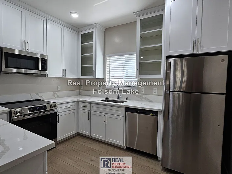 5431-1 Bradford Dr — Photo 10