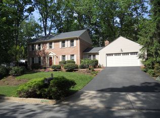 12000 Trotter Ln, Reston, VA 20191