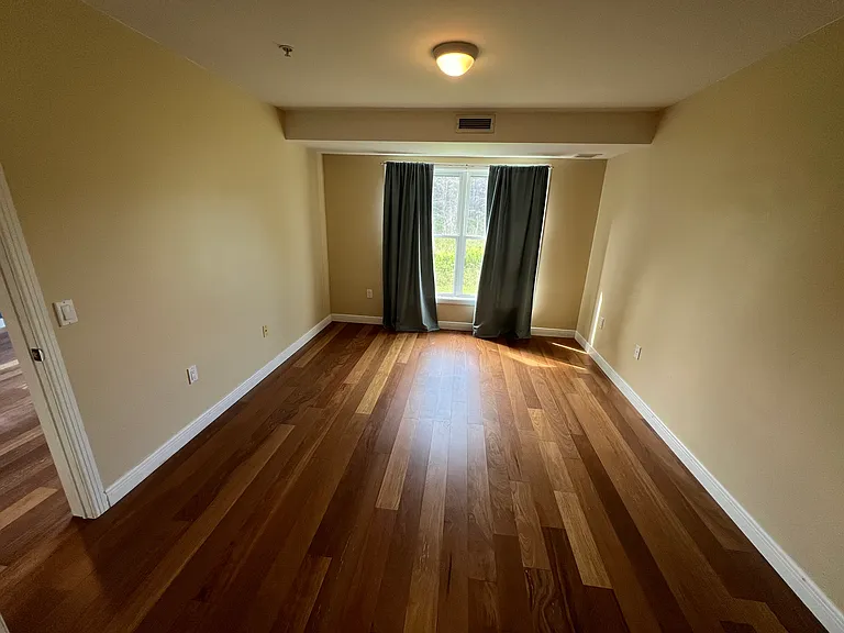 287 Mascoma St #106 — Photo 8