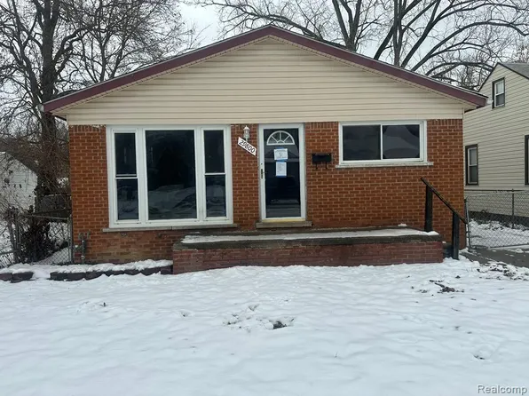 29800 Oakwood St, Inkster, MI 48141