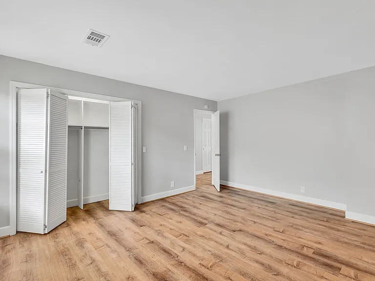 2135 Acklen Ave #10 — Photo 12