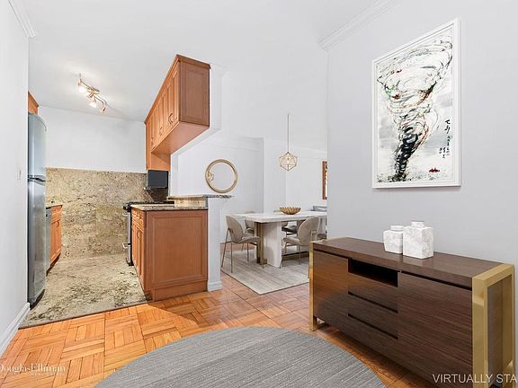 3rd image of 167 E 67th St APT 6E