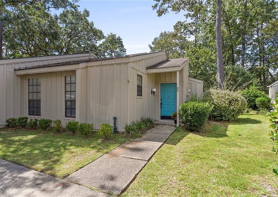 1st image of 39 S Court Villa Dr #39