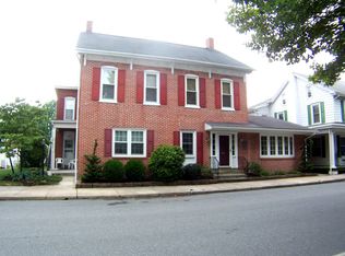 530 Walnut St, Denver, PA 17517