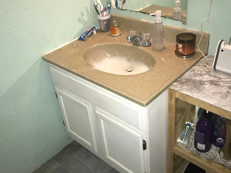 497 Rentschler St — Photo 36