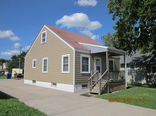 715 E Elizabeth St, McPherson, KS 67460