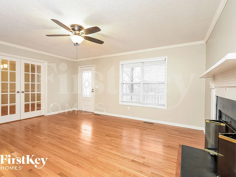139 Creek Meadow Dr — Photo 4