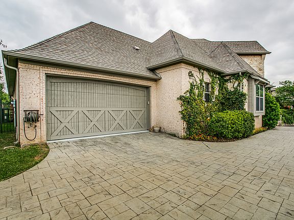 2nd image of 4309 Tiffany Park Ln