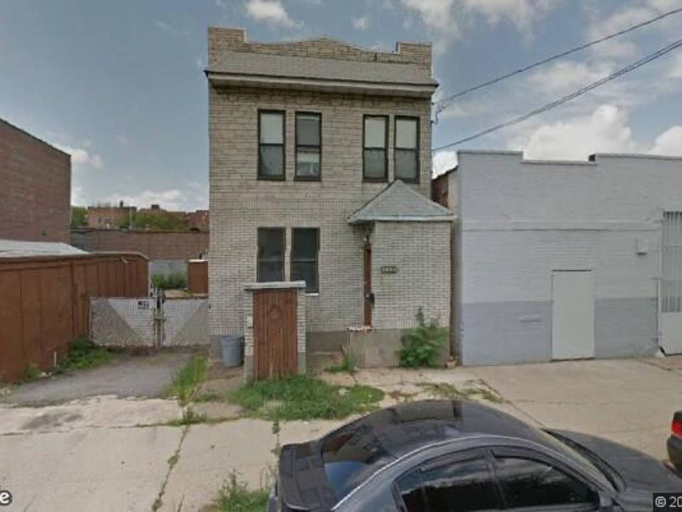 1st image of 2668 E 11th St