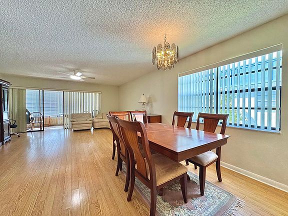 3rd image of 565 Piedmont L