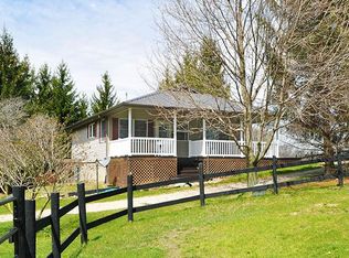 13824 County Road 12, Middlebury, IN 46540