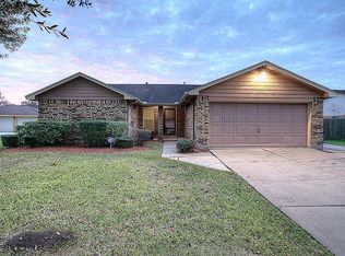 1108 Tipperary Ave, Friendswood, TX 77546