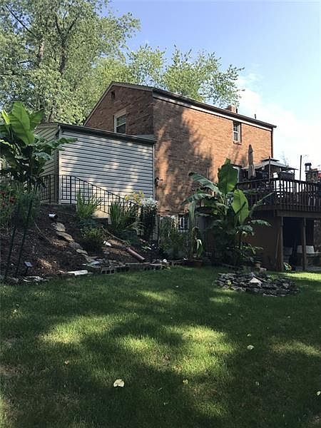 2nd image of 115 Gardenia Dr