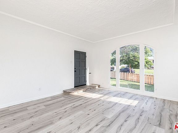 2nd image of 2447 W Avenue 32