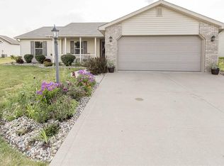 900 S Sommerset Trl, Columbia City, IN