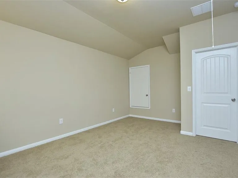 517 Katmai Cir — Photo 19