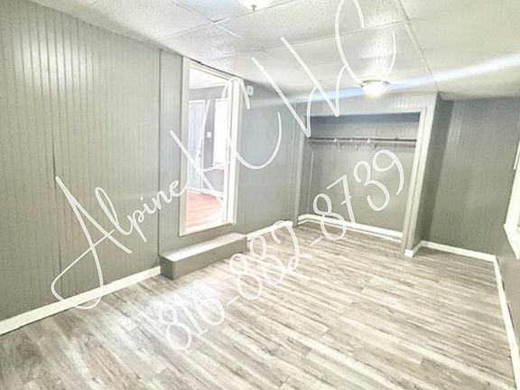 3rd image of 4517 Askew Ave